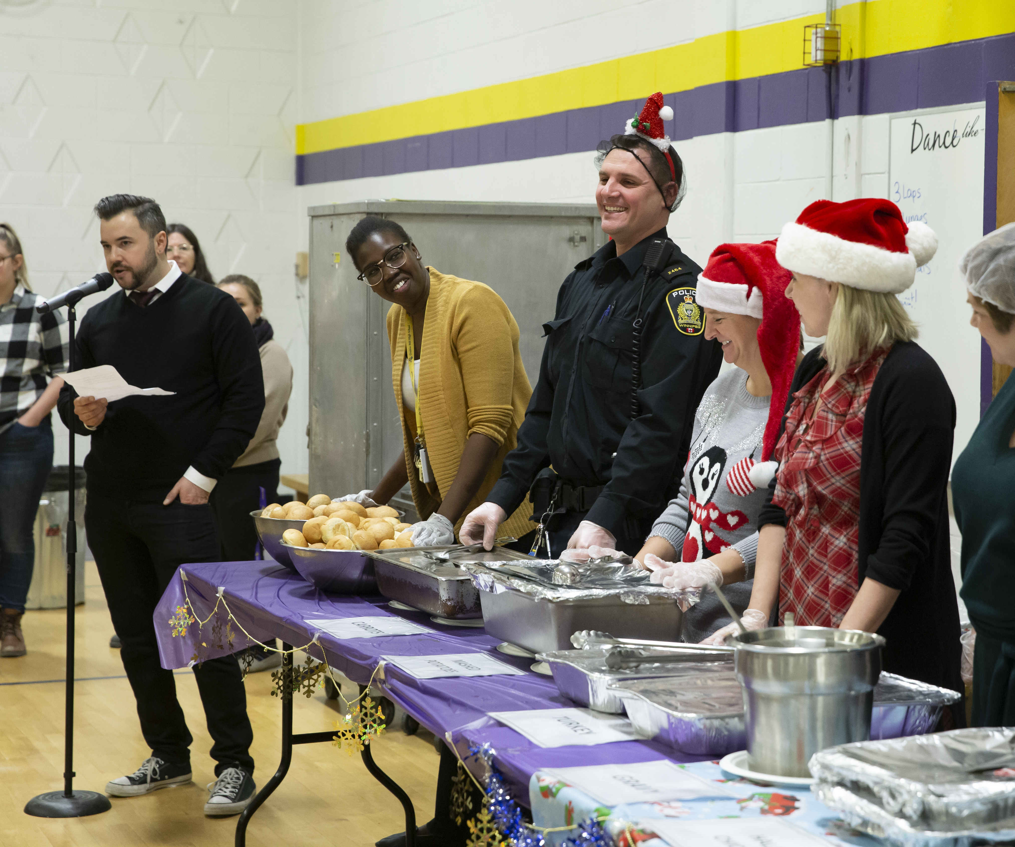 GORDON BELL XMAS LUNCH 001.jpg